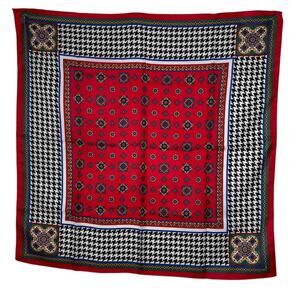 Avon 1998 vintage Italian made houndstooth luxe print square scarf foulard 30”